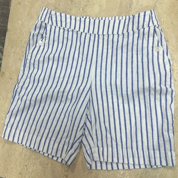 Excellent Women's Croft & Barrow® Breezy Soft Stripe Shorts Size M - Picture 2 of 10